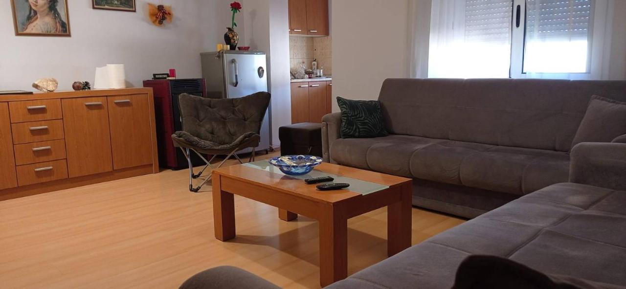 Lovely 11 Ap In Myslym Shyri Apartamento Tirana
